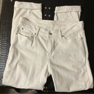 SIGNATURE BY LEVI STRAUSS modern skinny cuffed jeans in white. Distressed Size 8
